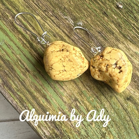 CHUNKY YELLOW TURQUOISE DANGLE EARRINGS - Picture 1 of 1